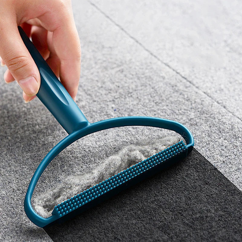 Professional title: "Portable Double Sided Tweed Coat Manual Lint Remover for Clothes - Gentle Hair Ball Trimmer and Cleaner"